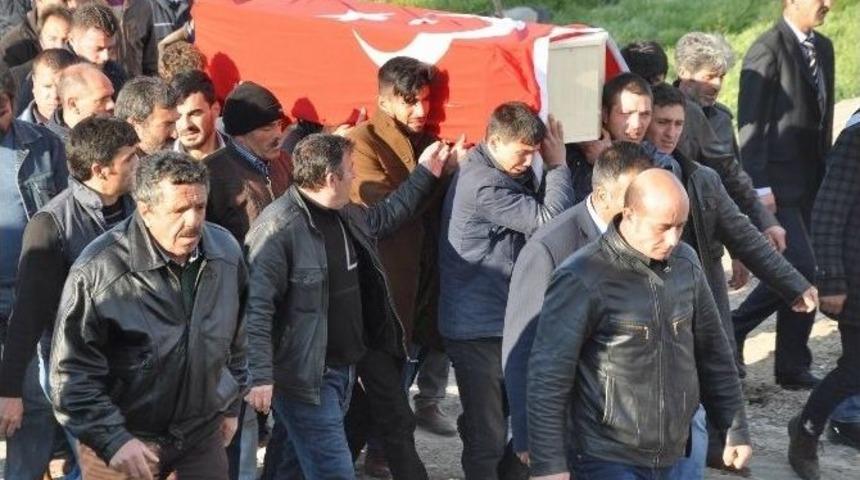 İntihar Eden Uzman &Ccedil;avuş Son Yolculuğuna Uğurlandı