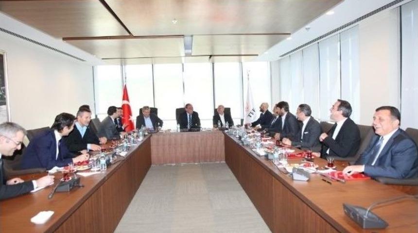 T&uuml;rkiye Profesyonel Futbolcular Derneği&rsquo;nden Tff&rsquo;ye Ziyaret