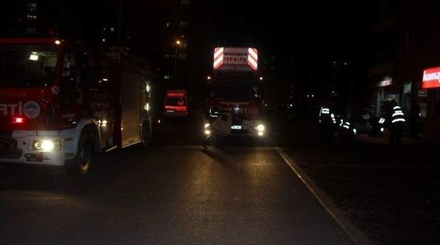 17 Yaşındaki Gen&ccedil; Kız, 8. Kattan Atlamak İstedi