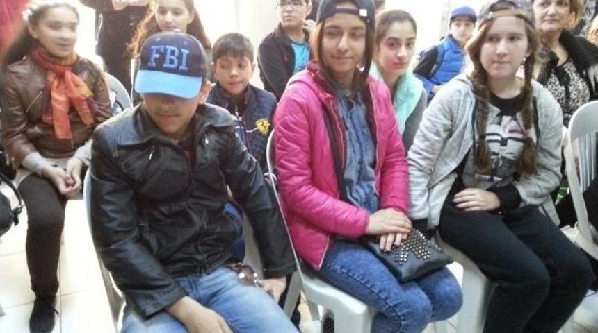 23 Nisan Şenlikleri&rsquo;nin Azeri Misafirleri Beyoğlu&rsquo;nda