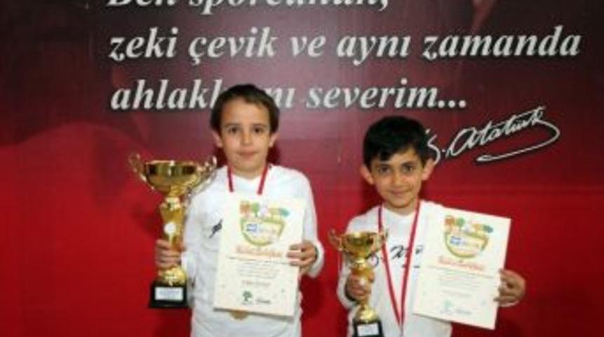 &Ouml;zel Sanko Okulları &Ouml;ğrencilerinin Satran&ccedil; Başarısı