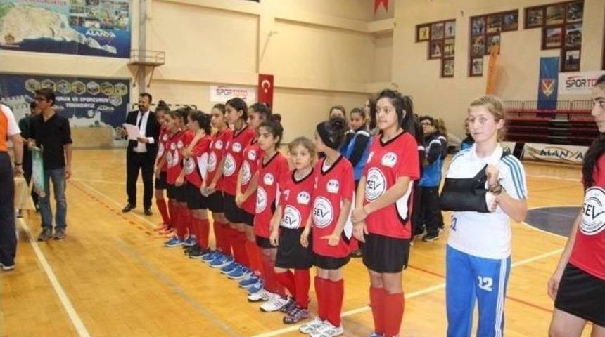 1 Turnuvada 103 Gol Attılar