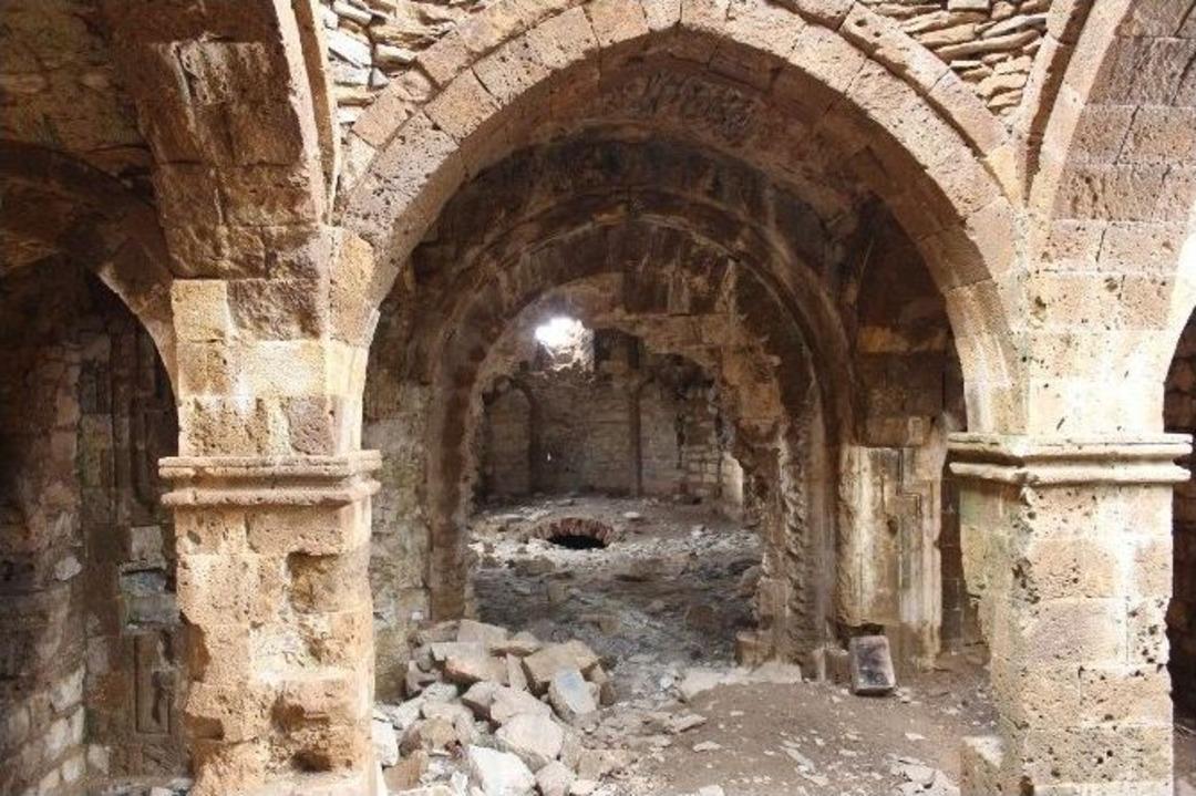 (&ouml;zel Haber) Komk Manastırı&rsquo;nın Restorasyonu İ&ccedil;in İlk Adım Atıldı