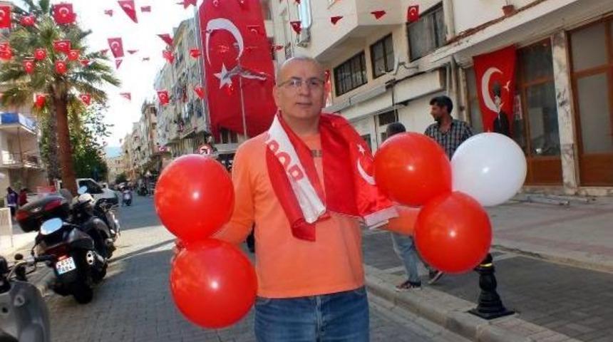 23 Nisan Coşkusu Sokağa Taştı