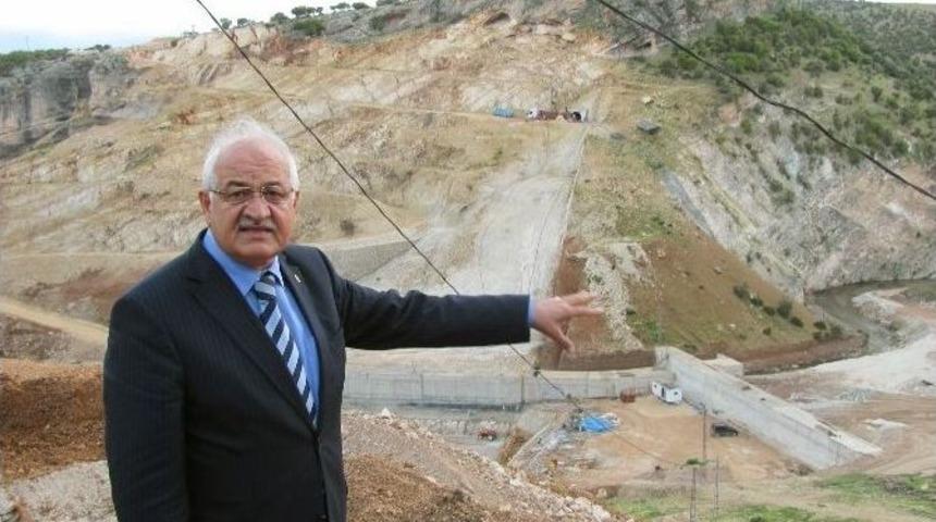 Erdoğan, Barajı İnşaatında İncelemelerde Bulundu