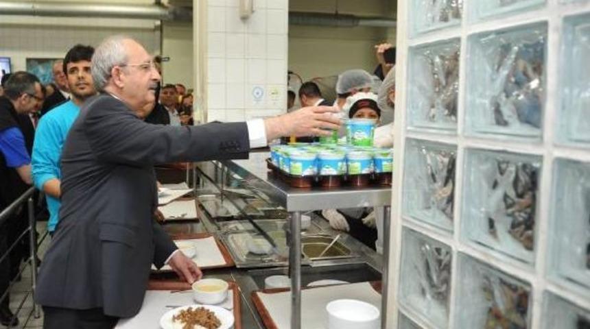 Kılı&ccedil;daroğlu, Mersin'de Iş&ccedil;ilerle Yemek Yedi (1)