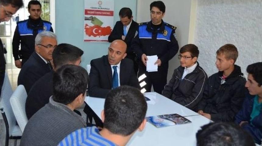 İzciler &Ccedil;anakkale&rsquo;ye Uğurlandı