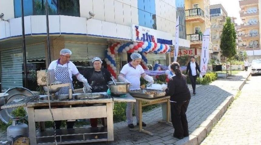 Aydın&rsquo;da &Ccedil;ocuklar Hem Tedavi Oldu Hem Bayram Yaptı