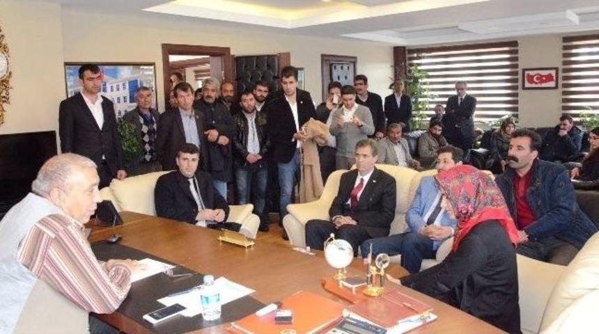 Hdp Adaylarından &Ccedil;at Belediyesi&rsquo;ne Ziyaret