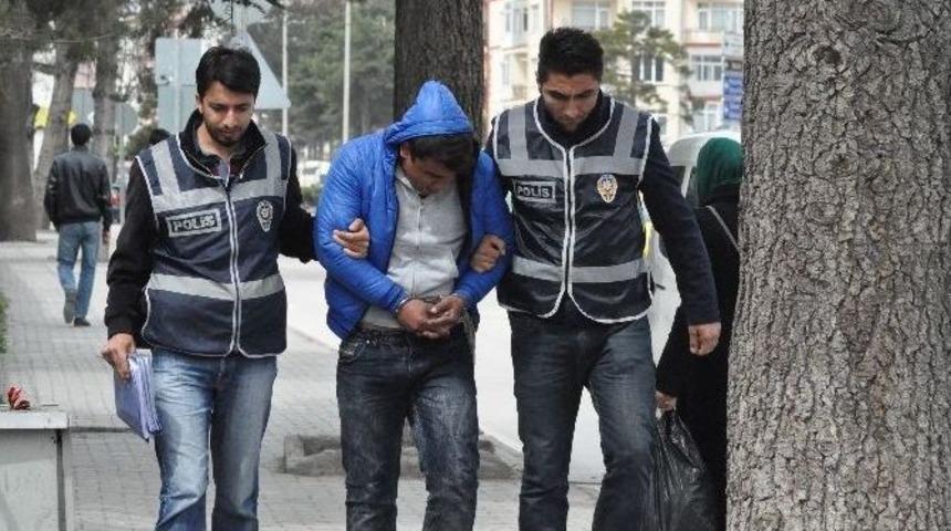 Bolu&rsquo;da Ayakkabı Hırsızları Yakalandı