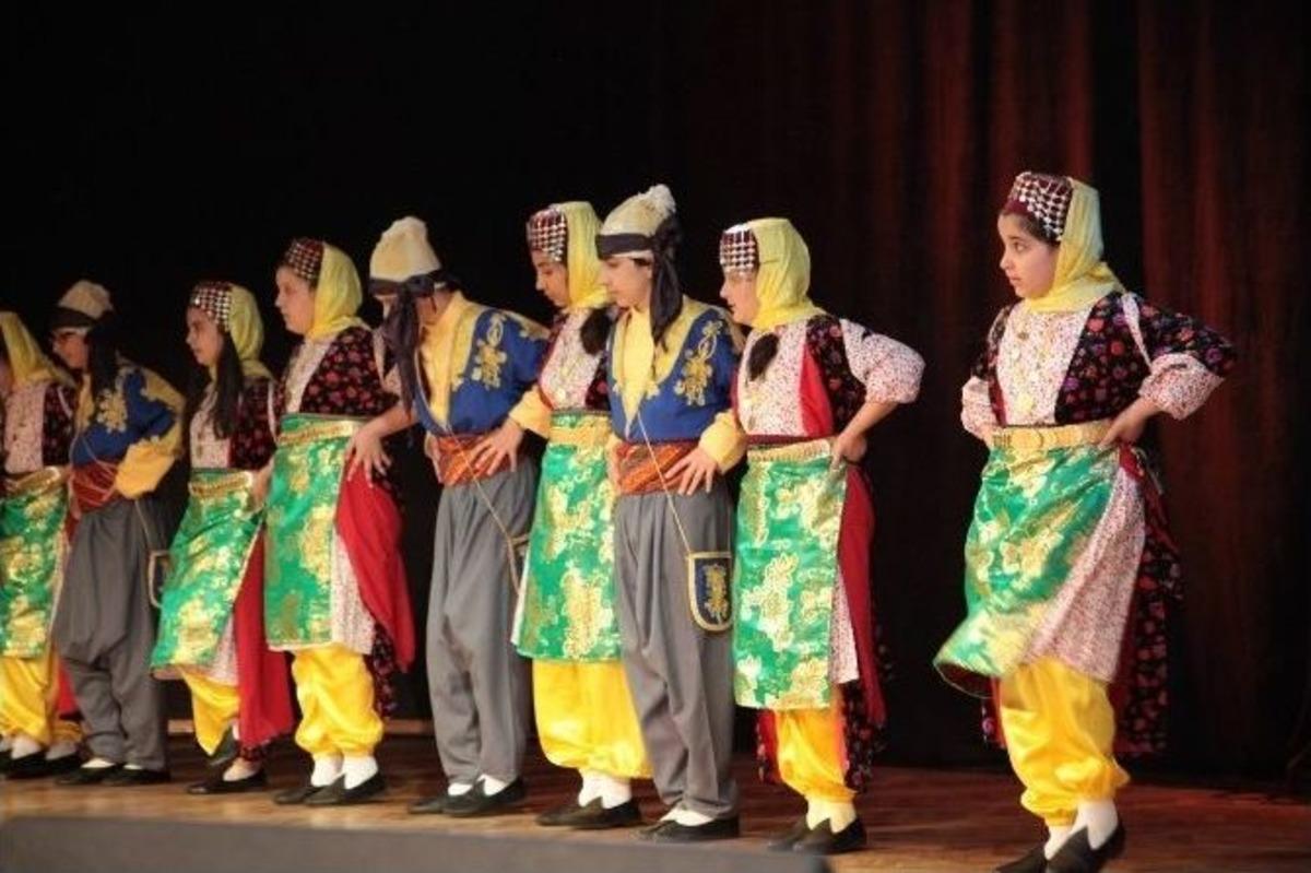 K&uuml;&ccedil;&uuml;k&ccedil;ekmece&rsquo;de 23 Nisan &Ccedil;ocuk Şenliği Başladı