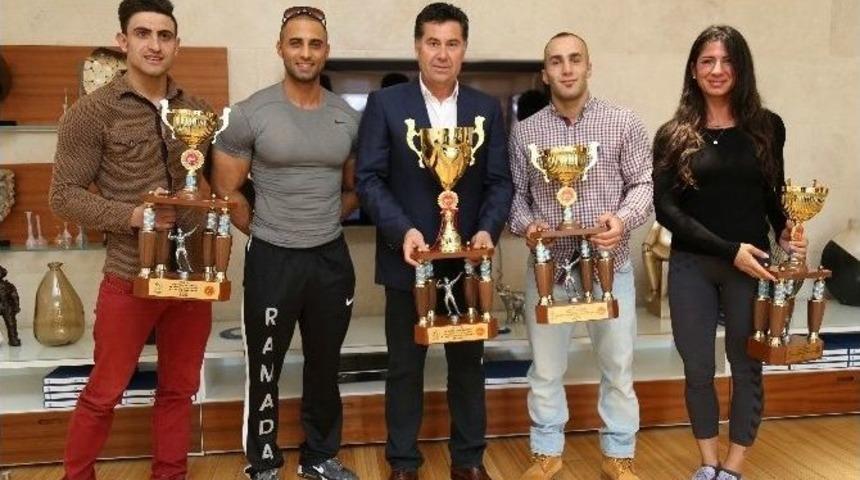 V&uuml;cut Geliştirme Şampiyonlarından Başkan Kocadon&rsquo;a Ziyaret