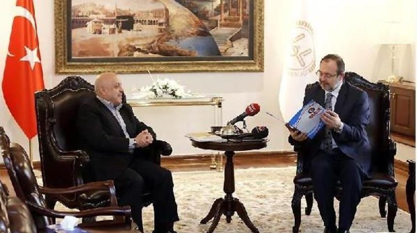 'kabe'nin Birileri Tarafından Istismar Edilmesine Yol A&ccedil;acak Her T&uuml;rl&uuml; Davranıştan Uzak Durmamız Gerekiyor'