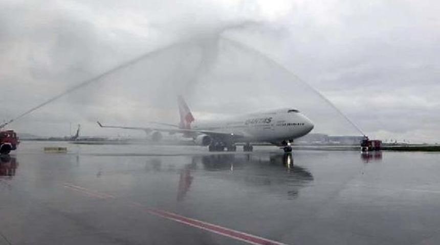 &Ccedil;anakkale'de Savaşan Anzakların Yakınları U&ccedil;akla İstanbul'a Geldi
