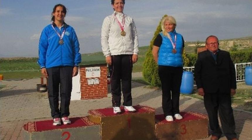 B&uuml;y&uuml;kşehir Gen&ccedil;lik Spor Atıcılık M&uuml;sabakalarında İddialı Olduğunu G&ouml;sterdi