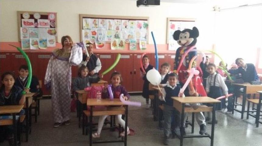 Acıbadem Ankara Hastanesi&rsquo;nden Renkli 23 Nisan Kutlaması