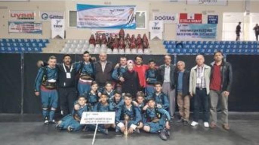 Gazi Emet İlk&ouml;ğretim Okulu B&ouml;lge Birincisi Oldu