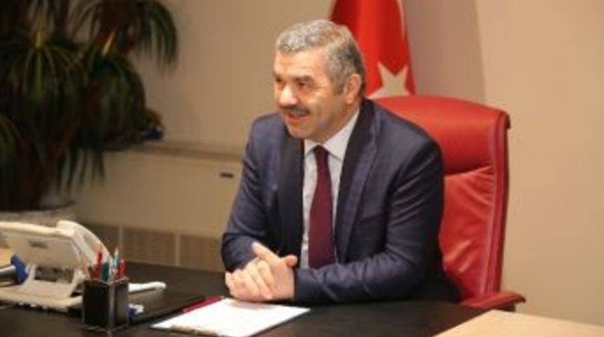 Başkan &Ccedil;elik&rsquo;ten 23 Nisan Mesajı