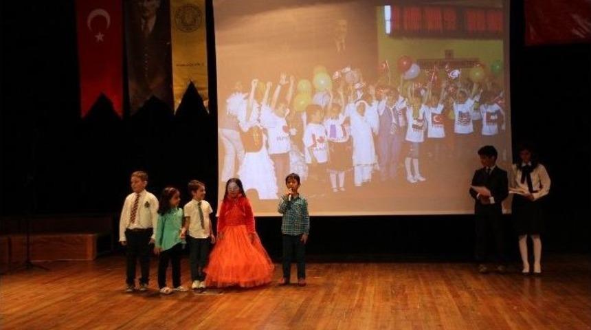 Dicle &Uuml;niversitesi&rsquo;nde 23 Nisan Etkinliği D&uuml;zenlendi