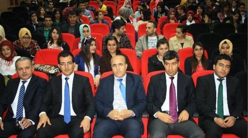 D&uuml;&rsquo;de Diyarbakır&rsquo;ın Turizm Sorunları Paneli Yapıldı