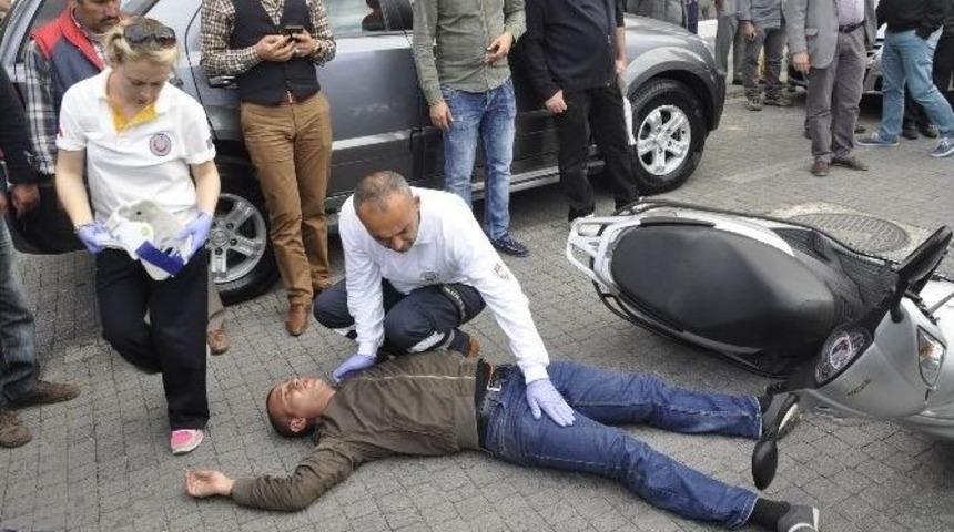 Ters Y&ouml;nden Giren Ara&ccedil;, Paket Servis Elemanına &Ccedil;arpı