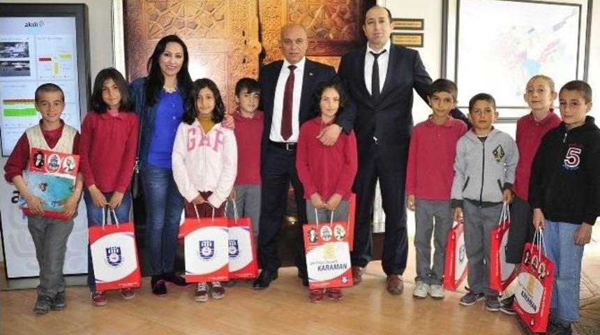 &Ouml;ğrencilerden Başkan &Ccedil;alışkan&rsquo;a Ziyaret