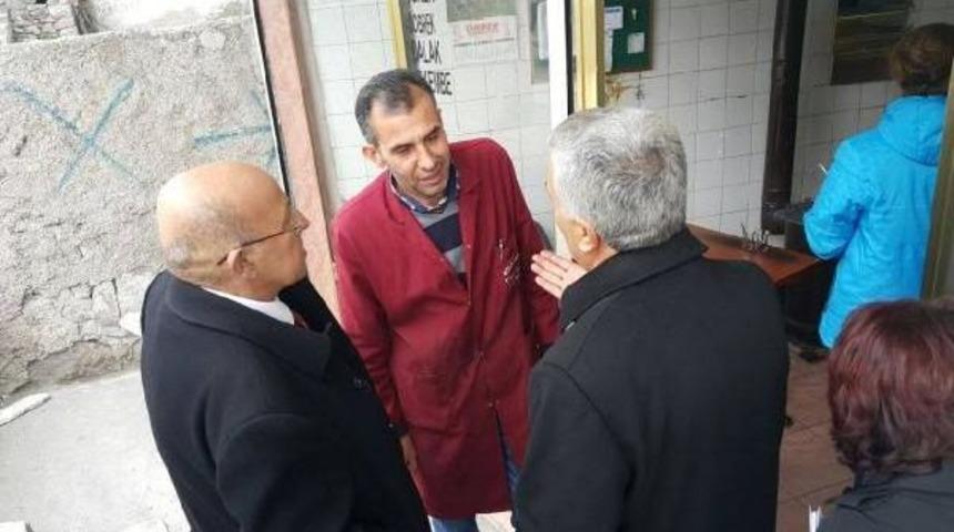 Chp'li Adaylar Se&ccedil;im Ziyaretlerinde Emeklilere Verilecek 2 Maaş Ikramiye Ve Aile Sigortasını Anlattı