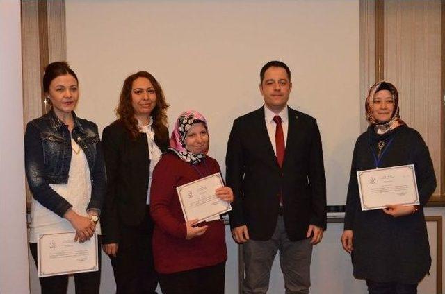 Ebe Ve Hemşirelere Doğum Bilgisi Eğitimi 1