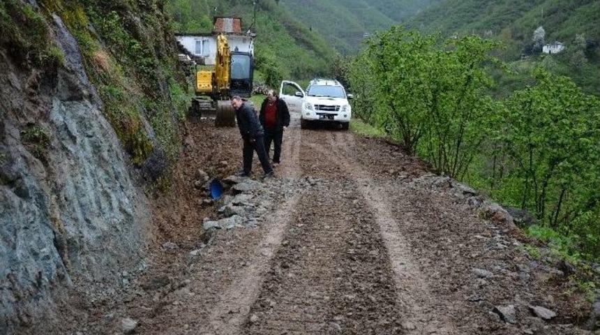 Kabad&uuml;z Belediyesi&rsquo;nin Yol A&ccedil;ma &Ccedil;alışmaları