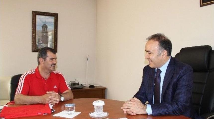 2 Yıl Sonunda Hediyelerini Verdiler