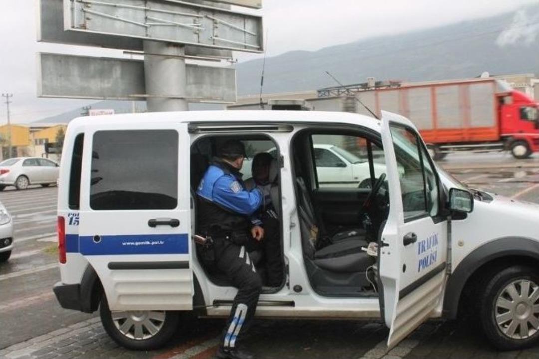 Bursa&rsquo;da Nefes Kesen Sahte Para Operasyonu