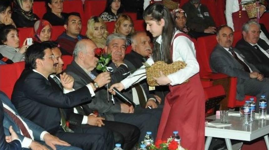 İmam Hatip Liselerinde Kutlu Doğum Coşkusu