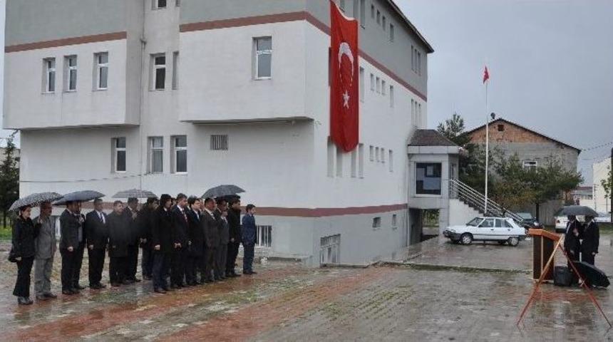 Sincik&rsquo;te 23 Nisan Kutlamaları Yağmur Altında Başladı