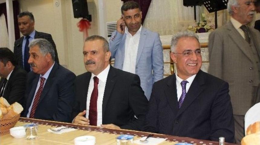 Ak Partili Adaylar Erciş&rsquo;te