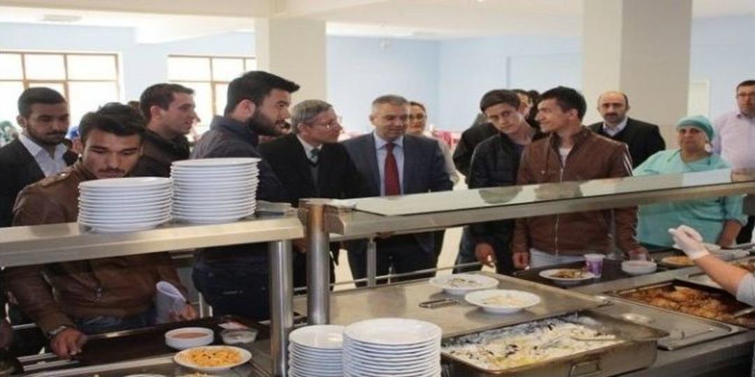 &Ouml;ğrenci Konseyinden Yemekhanede İnceleme