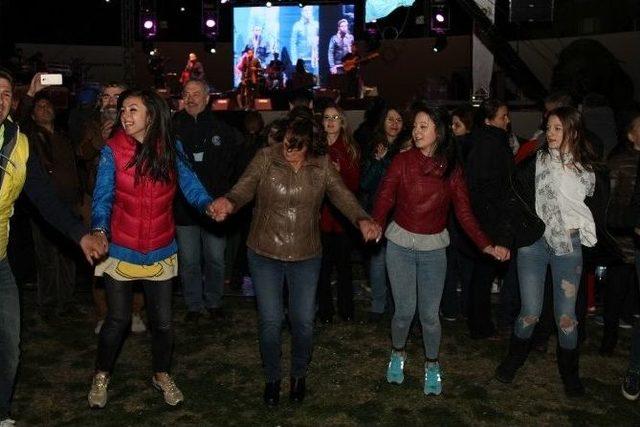 Kazım Koyuncu Gaziemir’de Konserle Anıldı