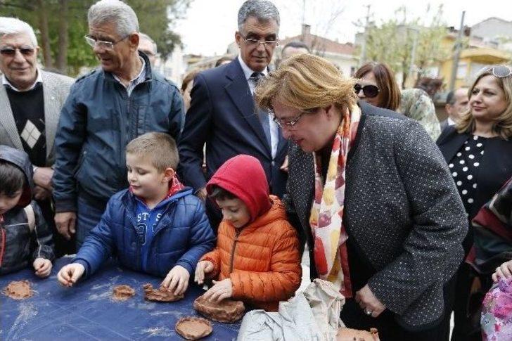 Konak’ta 23 Nisan Coşkusu G1