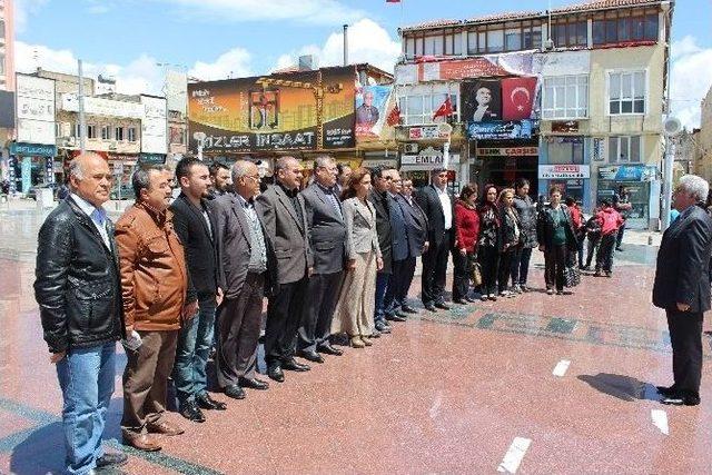 Kilis’te Chp Ve Add Alternatif Çelenk Sundu