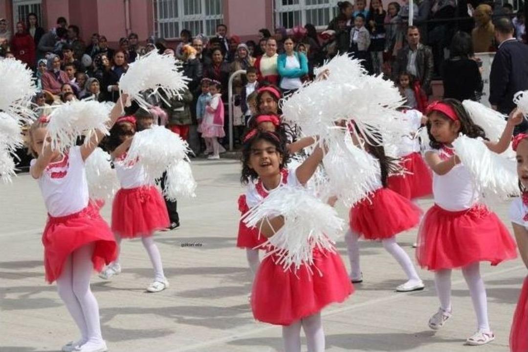 Mut&rsquo;ta 23 Nisan Coşkuyla Kutlandı