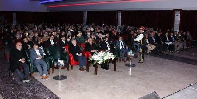 Ak Parti Yozgat Gençlik Kollarından Kutlu Doğum Etkinliği