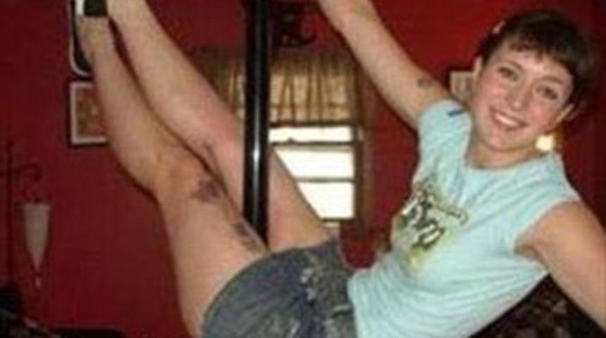 BİR ZAMANLAR M&Uuml;EZZİNDİ