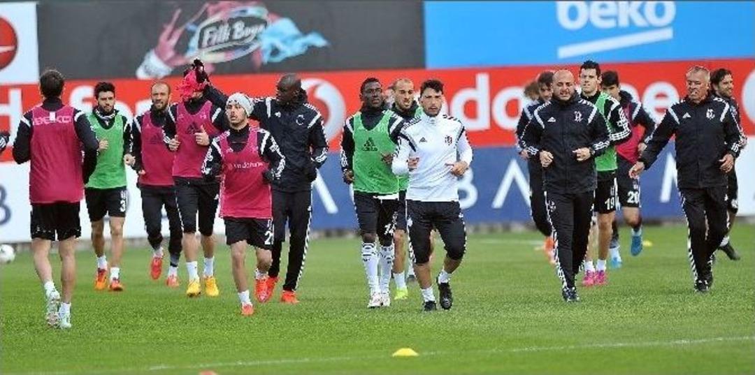 Beşiktaş, Kardemir Karab&uuml;kspor Ma&ccedil;ının Hazırlıklarını S&uuml;rd&uuml;r&uuml;yor