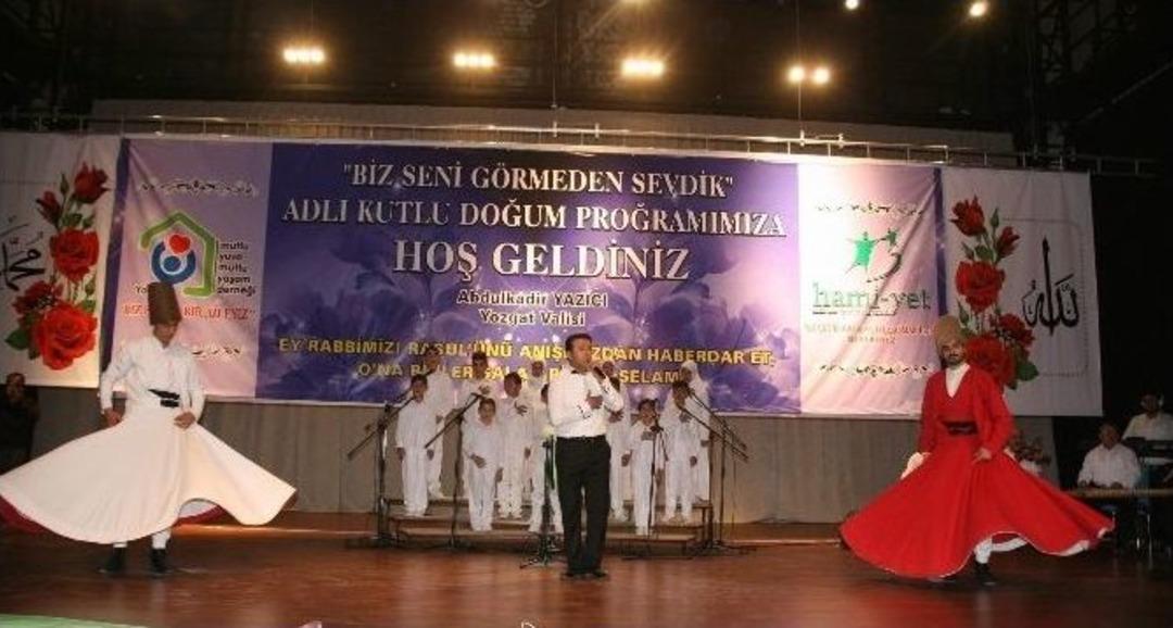 Yozgat&rsquo;ta &ldquo;biz Seni G&ouml;rmeden Sevdik&rdquo; Programı Yoğun İlgi G&ouml;rd&uuml;