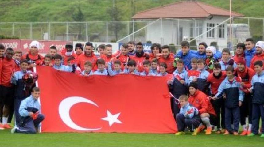 Trabzonspor'da 23 Nisan Coşkusu