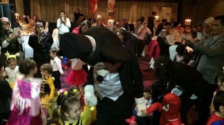 &Ouml;zel Sevgi Kreş Ve Ana Okulu&rsquo;ndan 23 Nisan Balosu