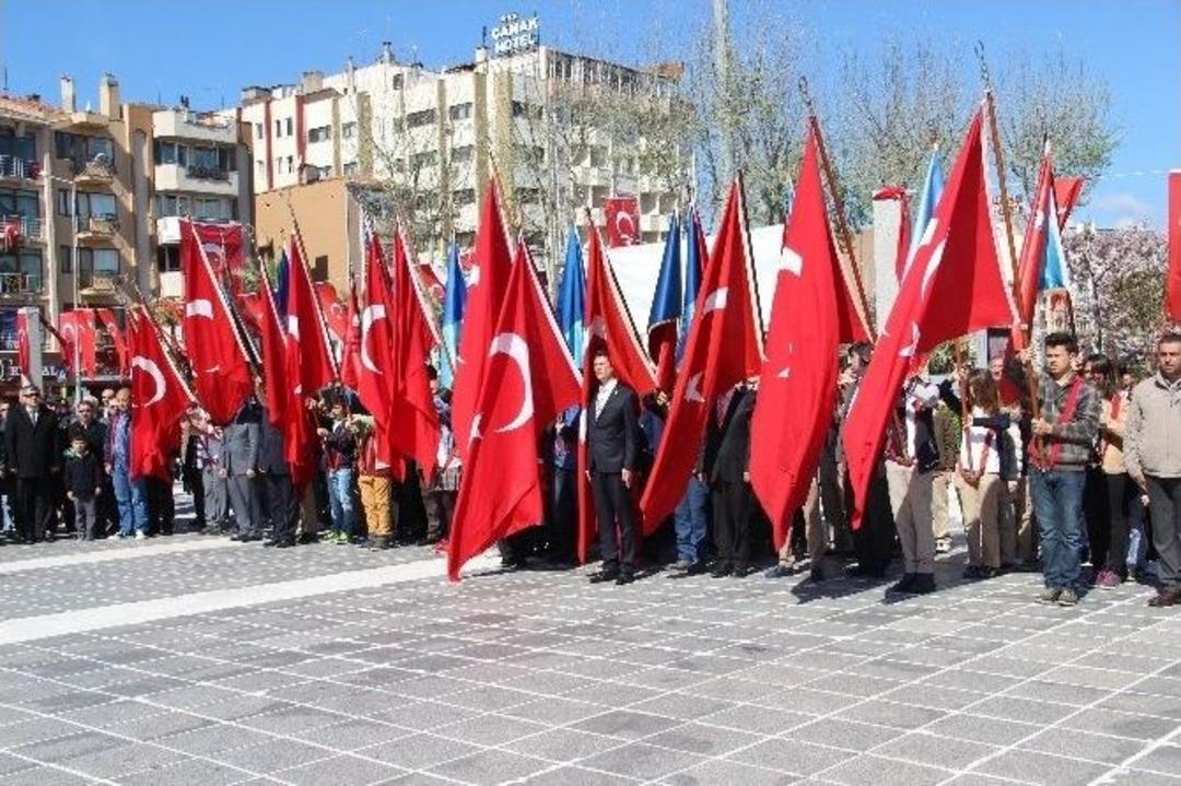 &Ccedil;anakkale&rsquo;de 23 Nisan Coşkusu