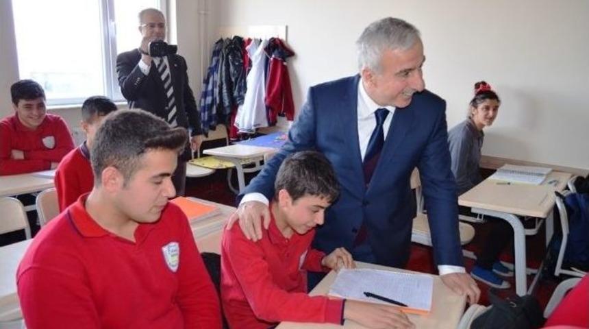 Vali Kamçı 2.organize Sanayi Bölgesi’nde Ziyaretlerde Bulundu