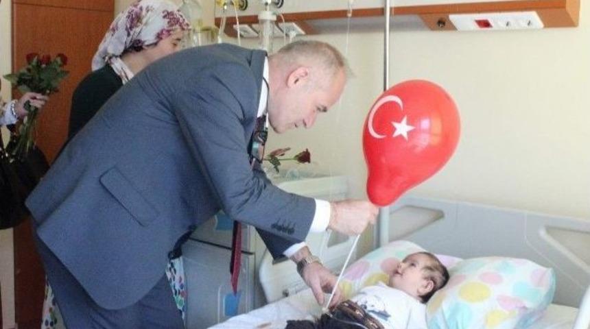 Mhp&rsquo;li Yıldırım T&uuml;rk 23 Nisan Coşkusuna Katılamayan &Ccedil;ocuklarla Beraber Oldu