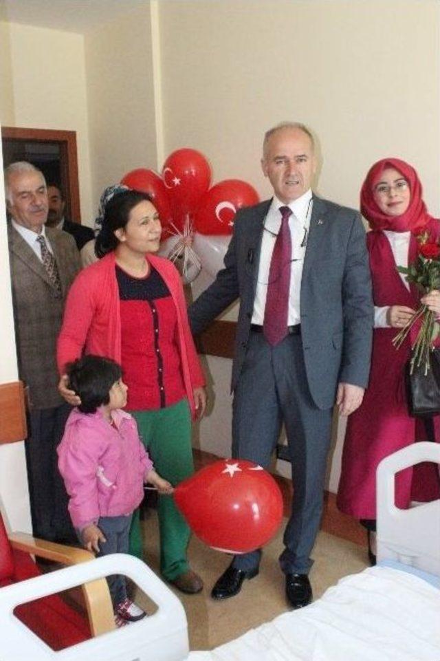 Mhp’li Yıldırım Türk 23 Nisan Coşkusuna Katılamayan Çocuklarla Beraber Oldu