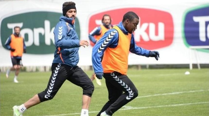 Torku Konyaspor, Akhisar Belediyespor Ma&ccedil;ında 3 Puan Hedefliyor